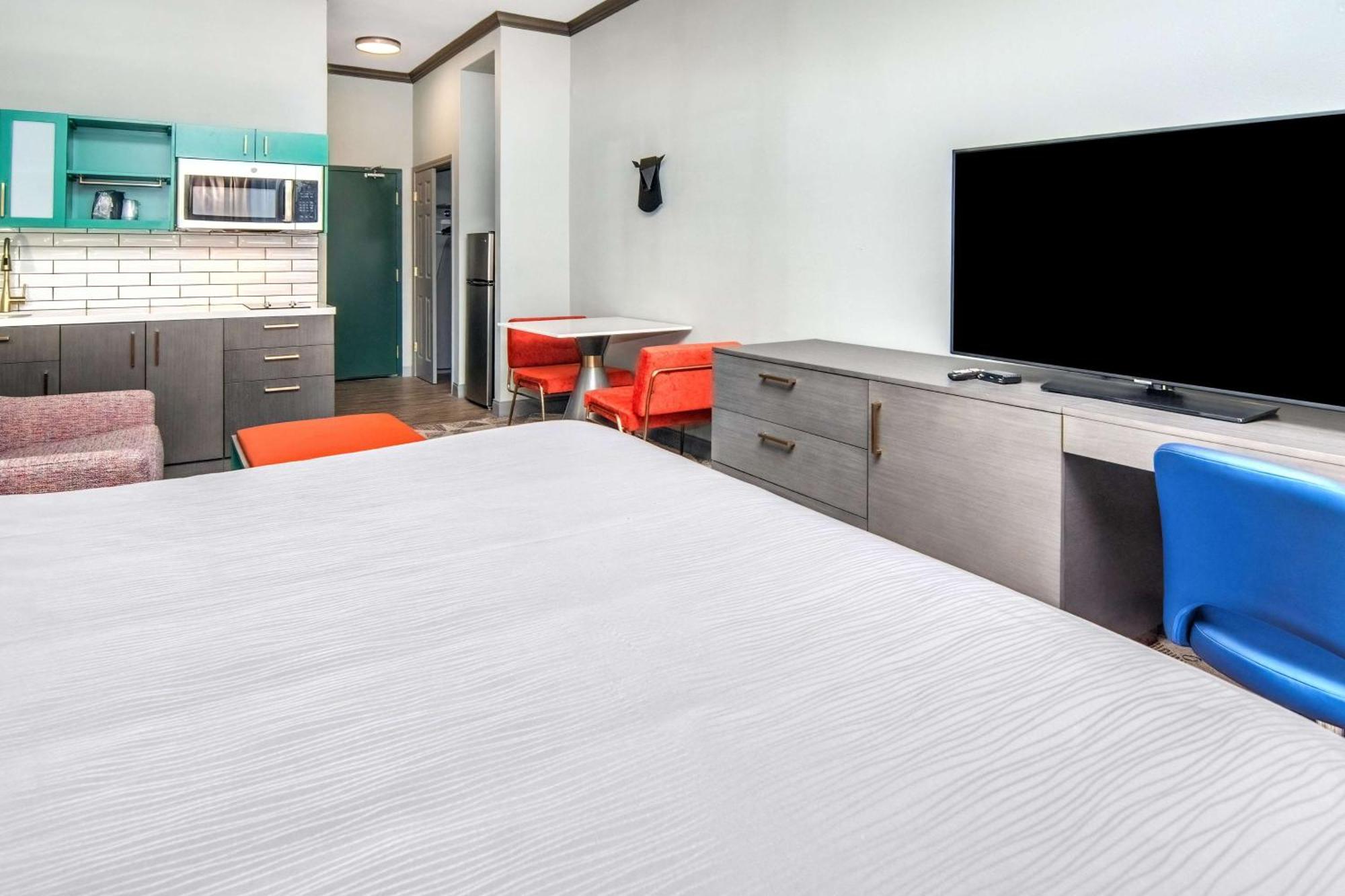 Big Country Hotel & Suites, Surestay Collection By BW Abilene Exterior photo